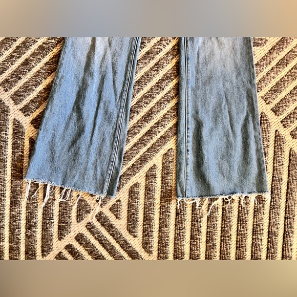 CURRENT/ELLIOTT Sz 26 Medium Blue Wide Leg Frayed Hem Jeans Orig $198 - Picture 4 of 9